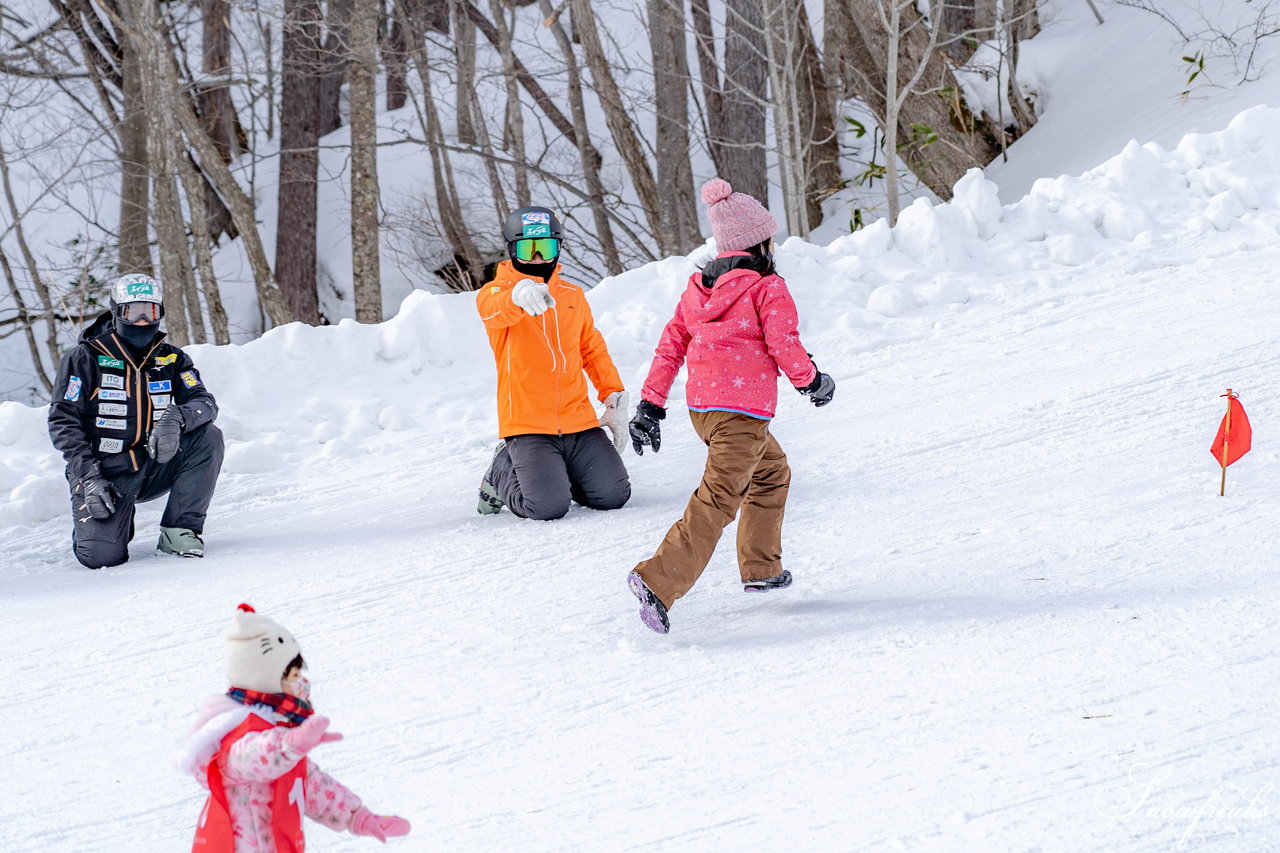 井山敬介さん＆清水宏保さんと一緒に雪遊び♪新しいカタチの子育てネットワークコミュニティ『Kids com』イベント、親子で楽しい［スノースポーツフェスティバル］in サッポロテイネ